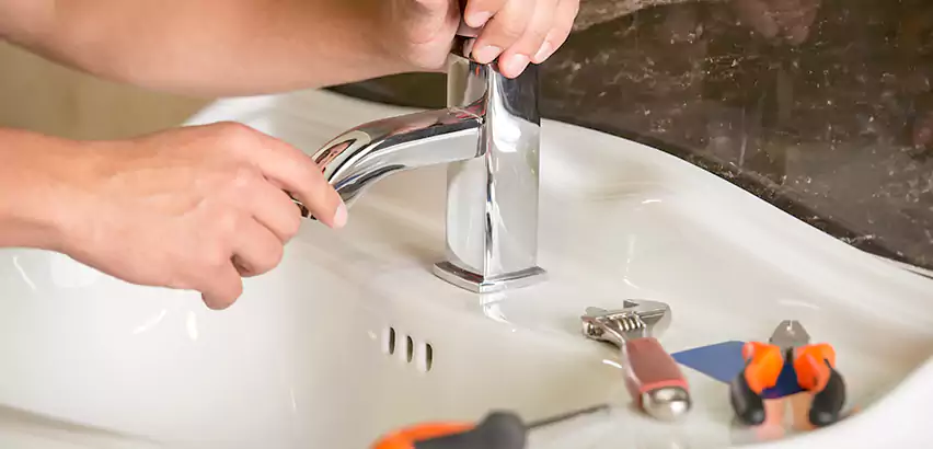 Bathtub Faucet Replacement in Moreno Valley
